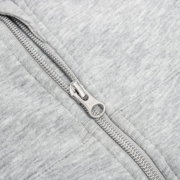 Grey Zipper ClodeUp